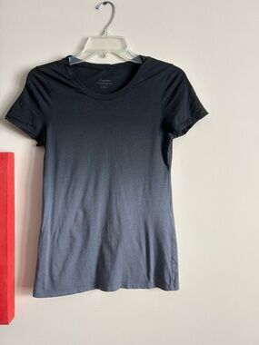 Express Black Short Sleeve Crewneck Tee